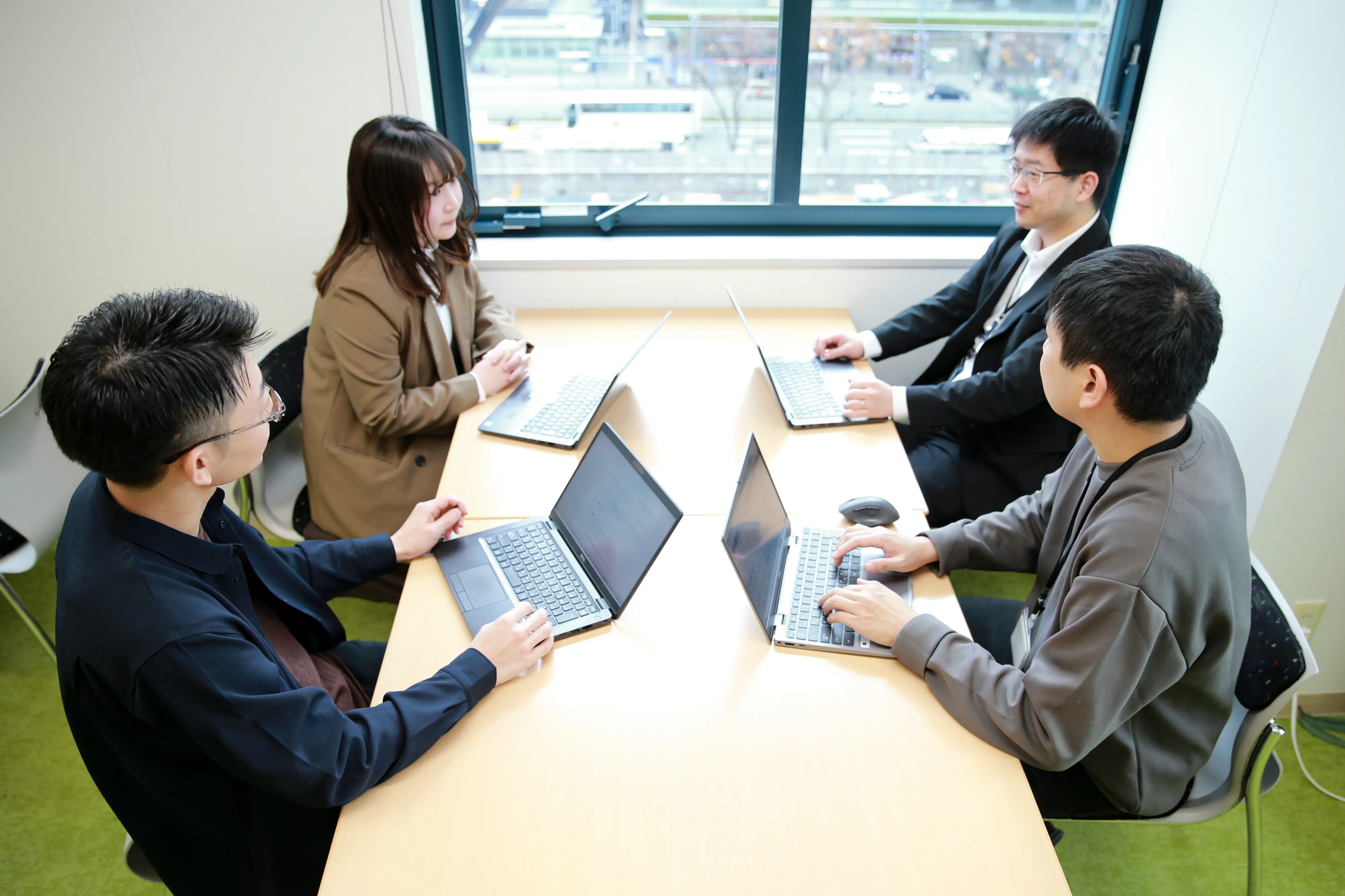 JR九州単体・連結決算業務